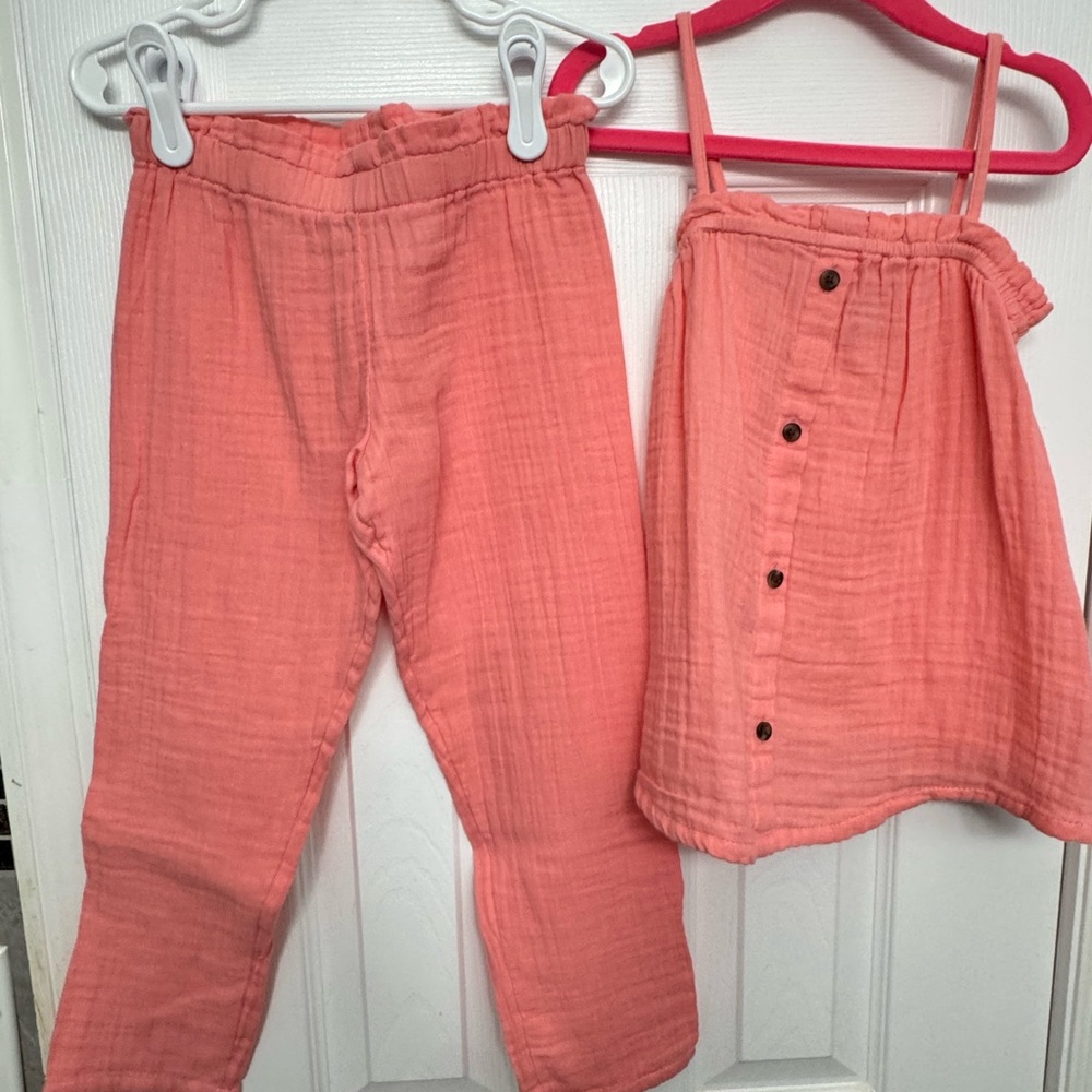 Old Navy Vibrant Coral Outfit